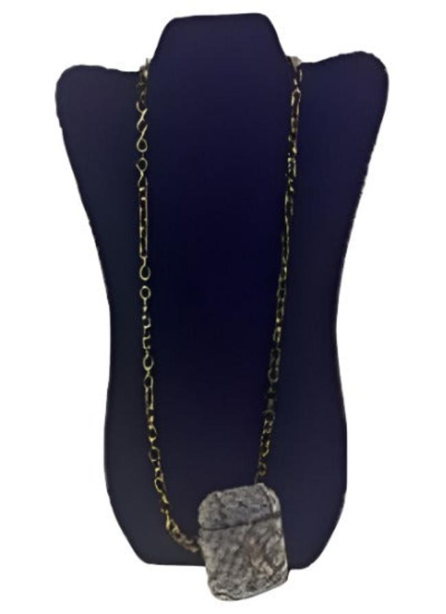 Lux Pendant Necklace