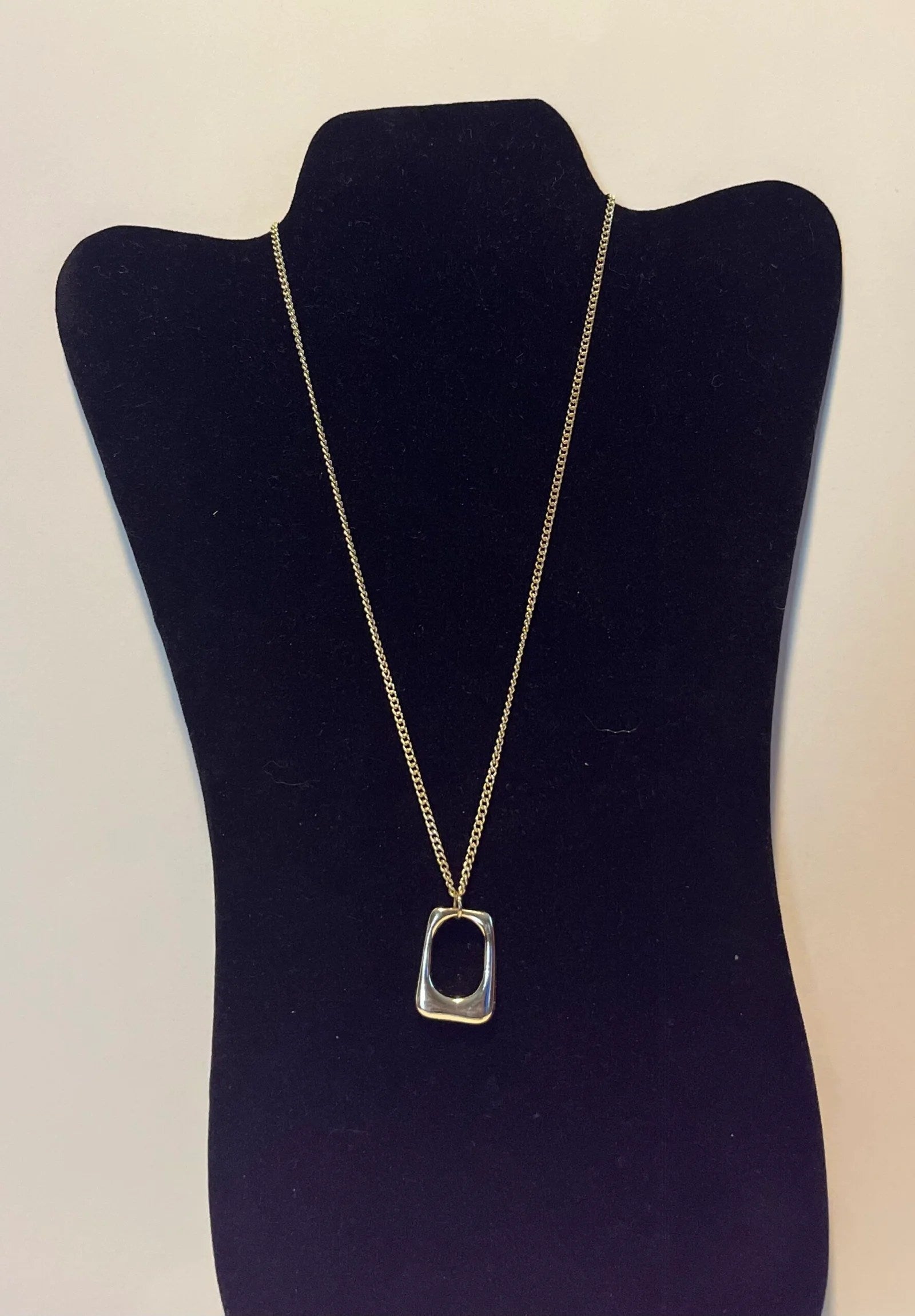 Women Pendant Lux Necklace