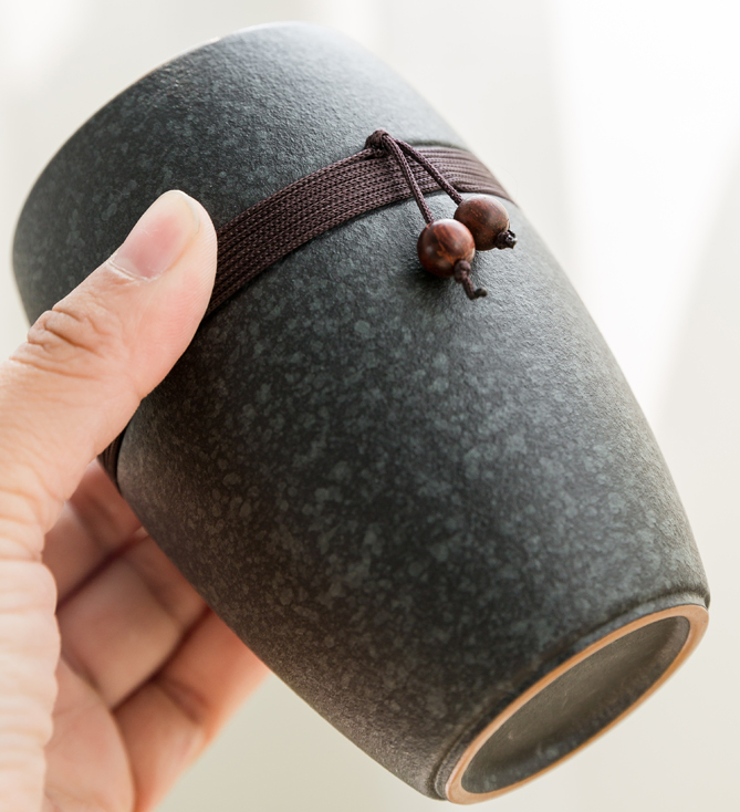 Tasse à thé en céramique pour infuser et déguster le thé