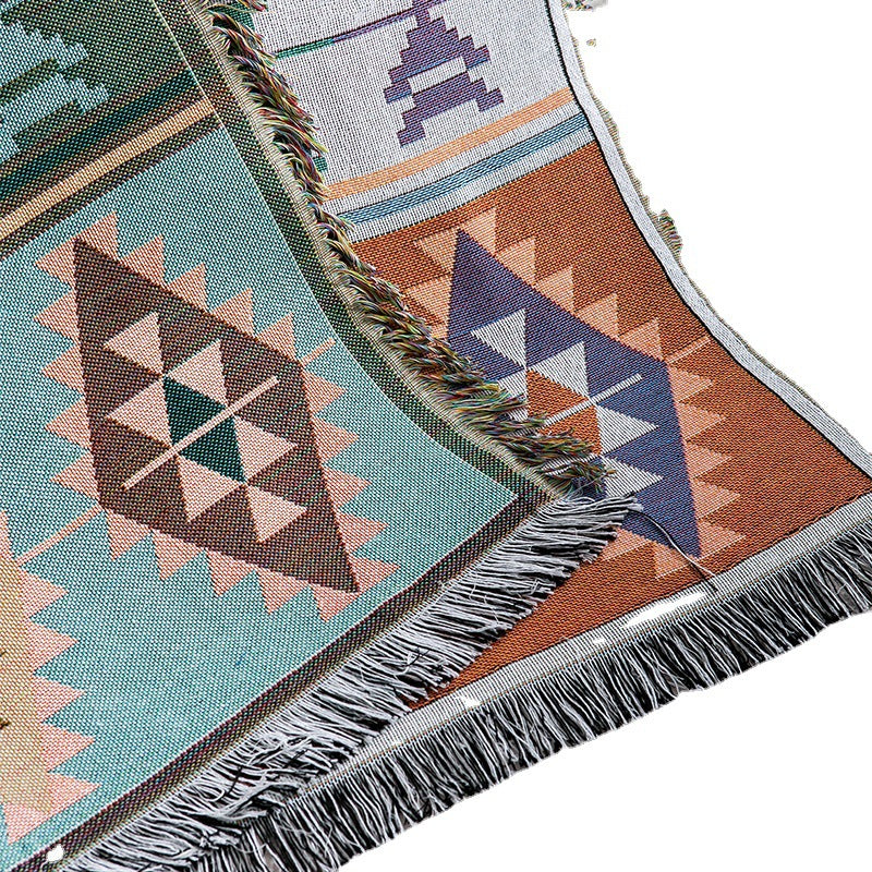 Dulcis Thick Cotton Sofa Blanket with West Pattern