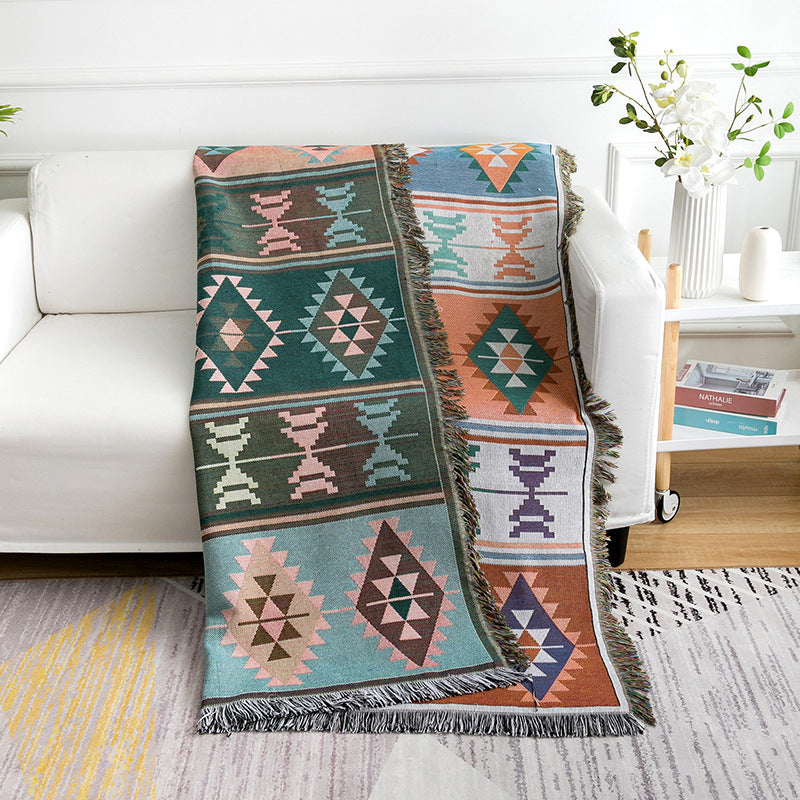 Dulcis Thick Cotton Sofa Blanket with West Pattern