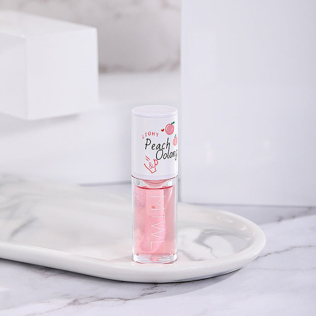 Moisturizing Lip Mask to Exfoliate and Fade Lines