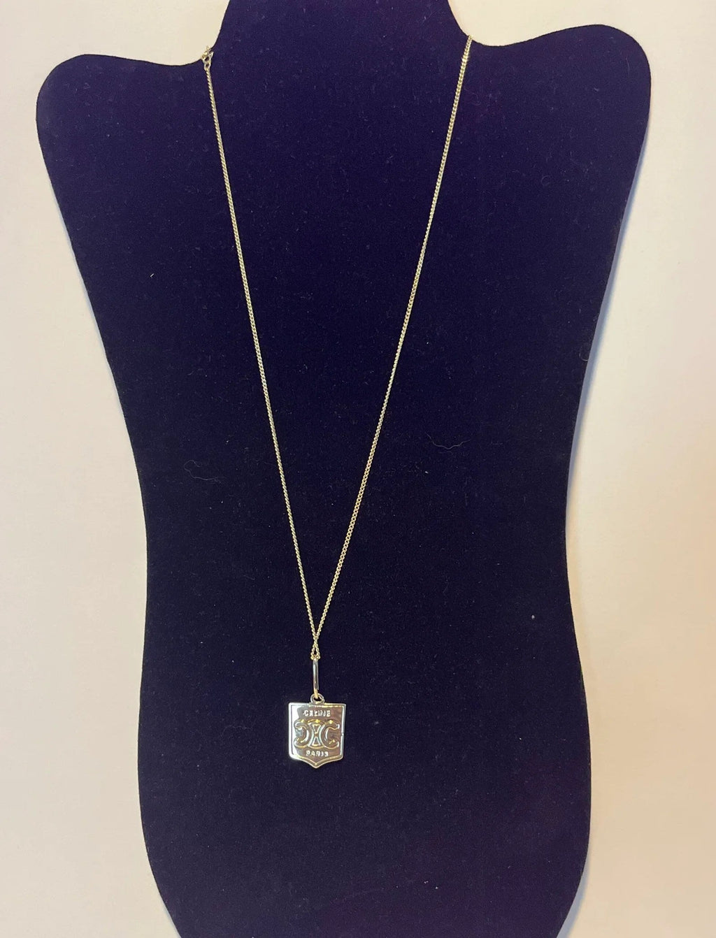 Women Pendant Lux Necklace