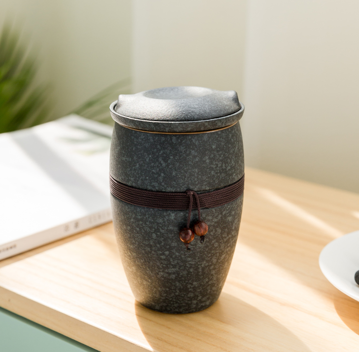 Tasse à thé en céramique pour infuser et déguster le thé